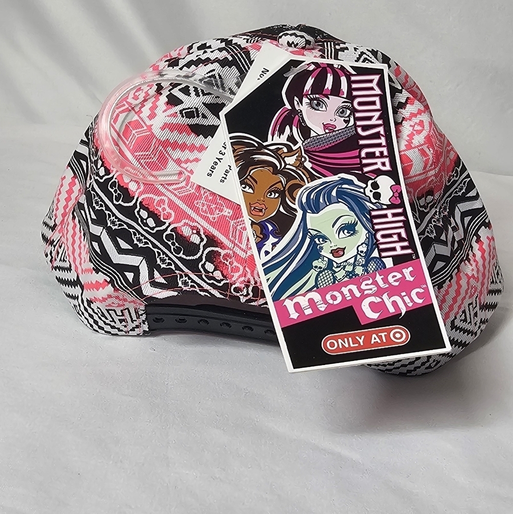 Monster High Monster Chic Hat Target Exclusive Snapback Skullette Fair Isle Rare - Picture 4 of 7